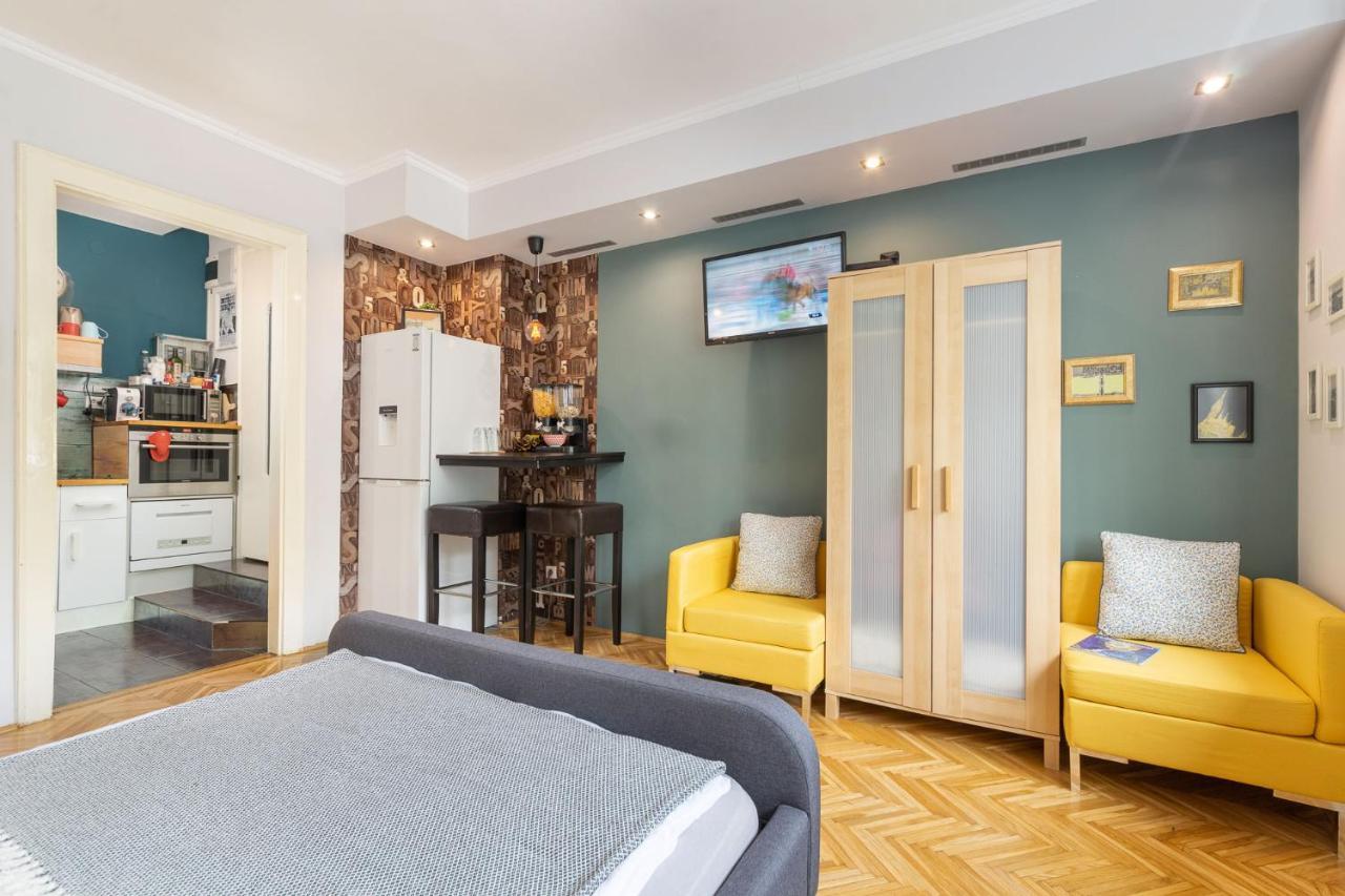 Riverbank Apartment At Parliament Boedapest Buitenkant foto